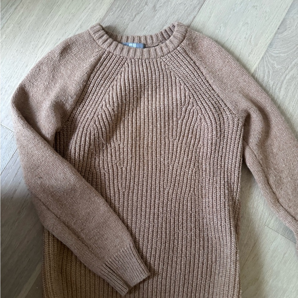 Uniqlo Knit Sweater